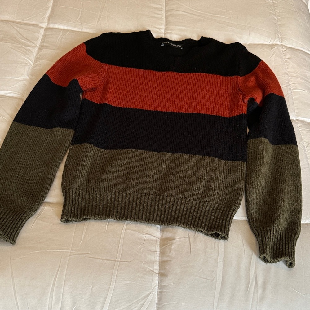 K—UNISEX Striped Sweater